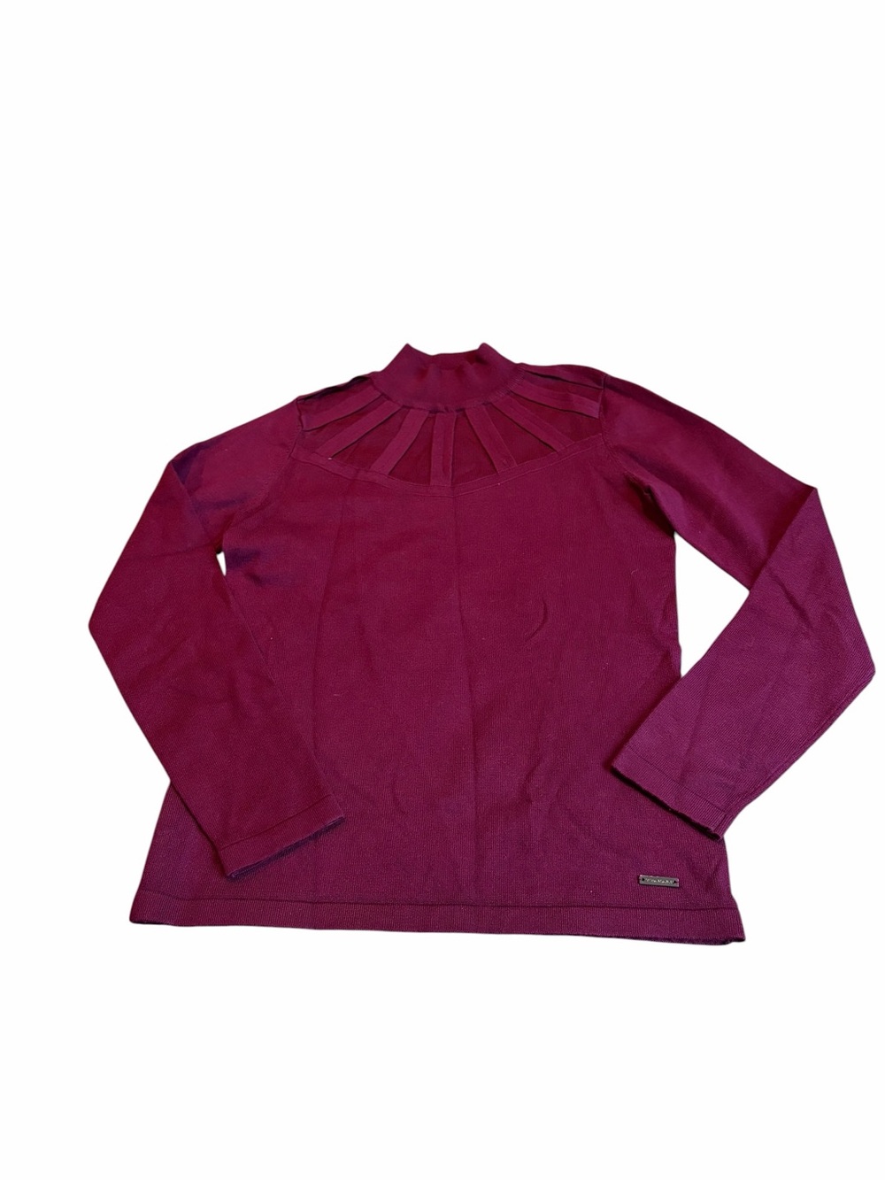T TAHARI red sweater